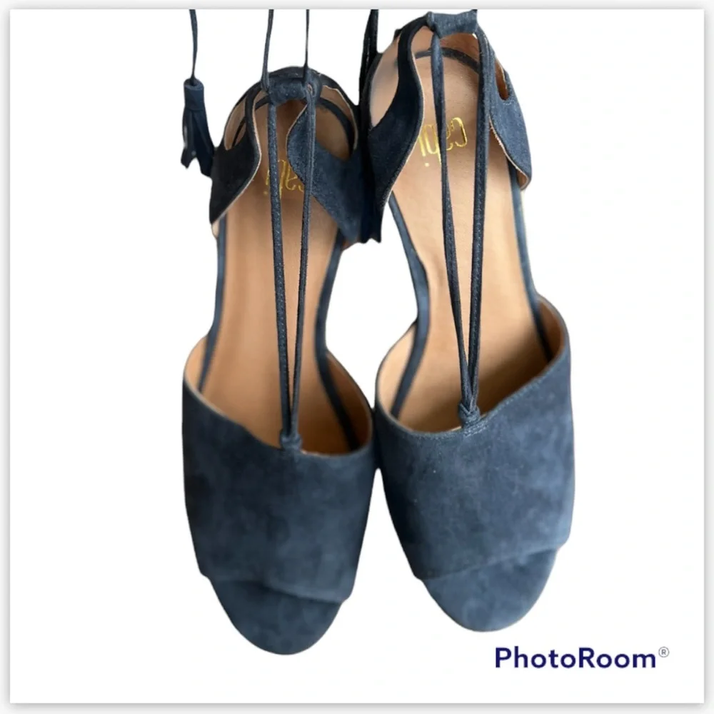 CABI Isla New Condition Navy Blue Suede Wedges Size 7.5
